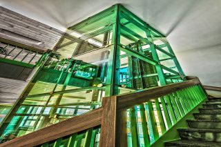 Realizace interiérů a vestavby nového výtahu v kulturním domě Junior v Chotěboři